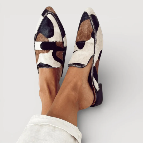 Amália - Moccasins with Abstract Pattern